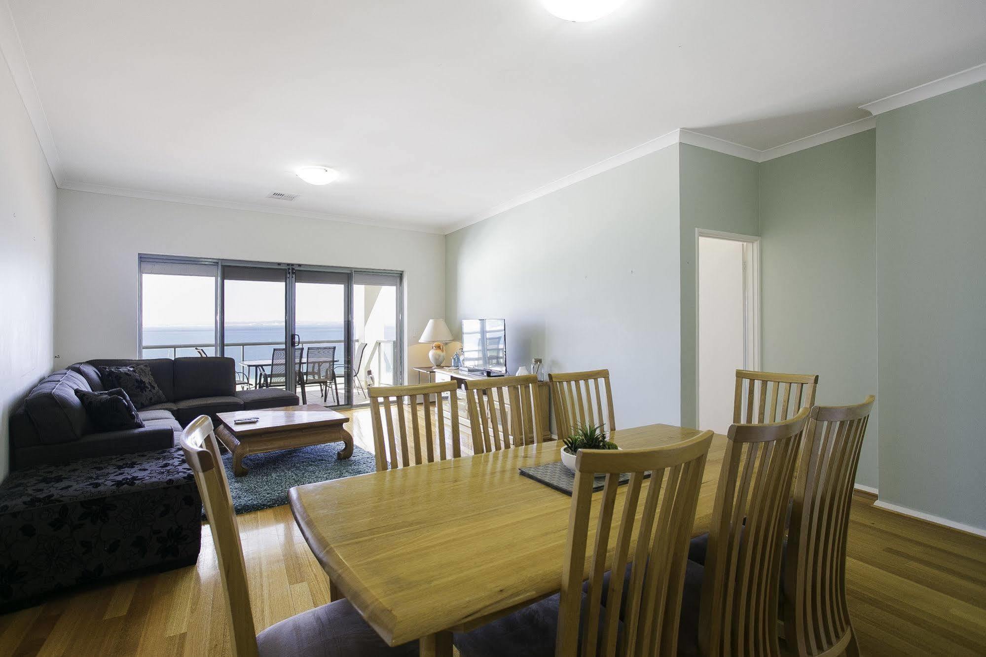 Boardwalk By Rockingham Apartments Extérieur photo