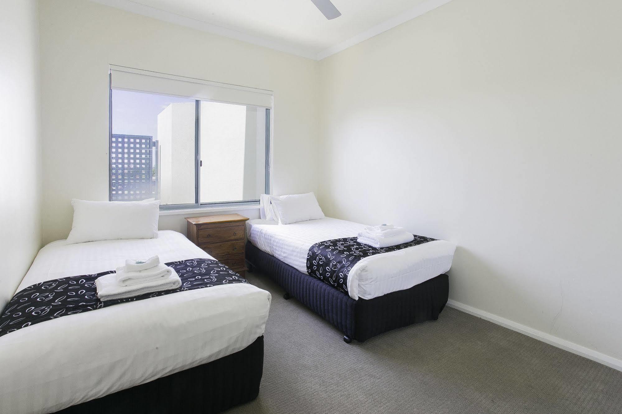 Boardwalk By Rockingham Apartments Extérieur photo