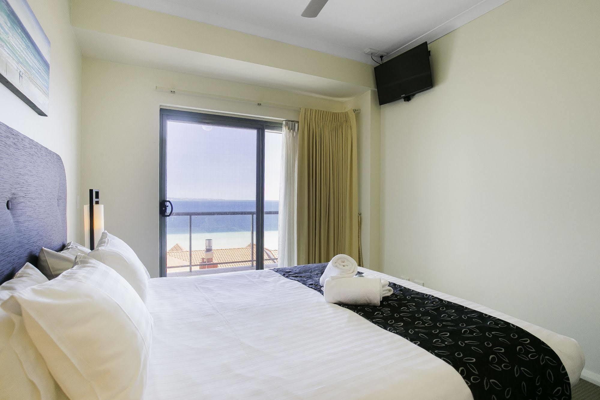 Boardwalk By Rockingham Apartments Extérieur photo