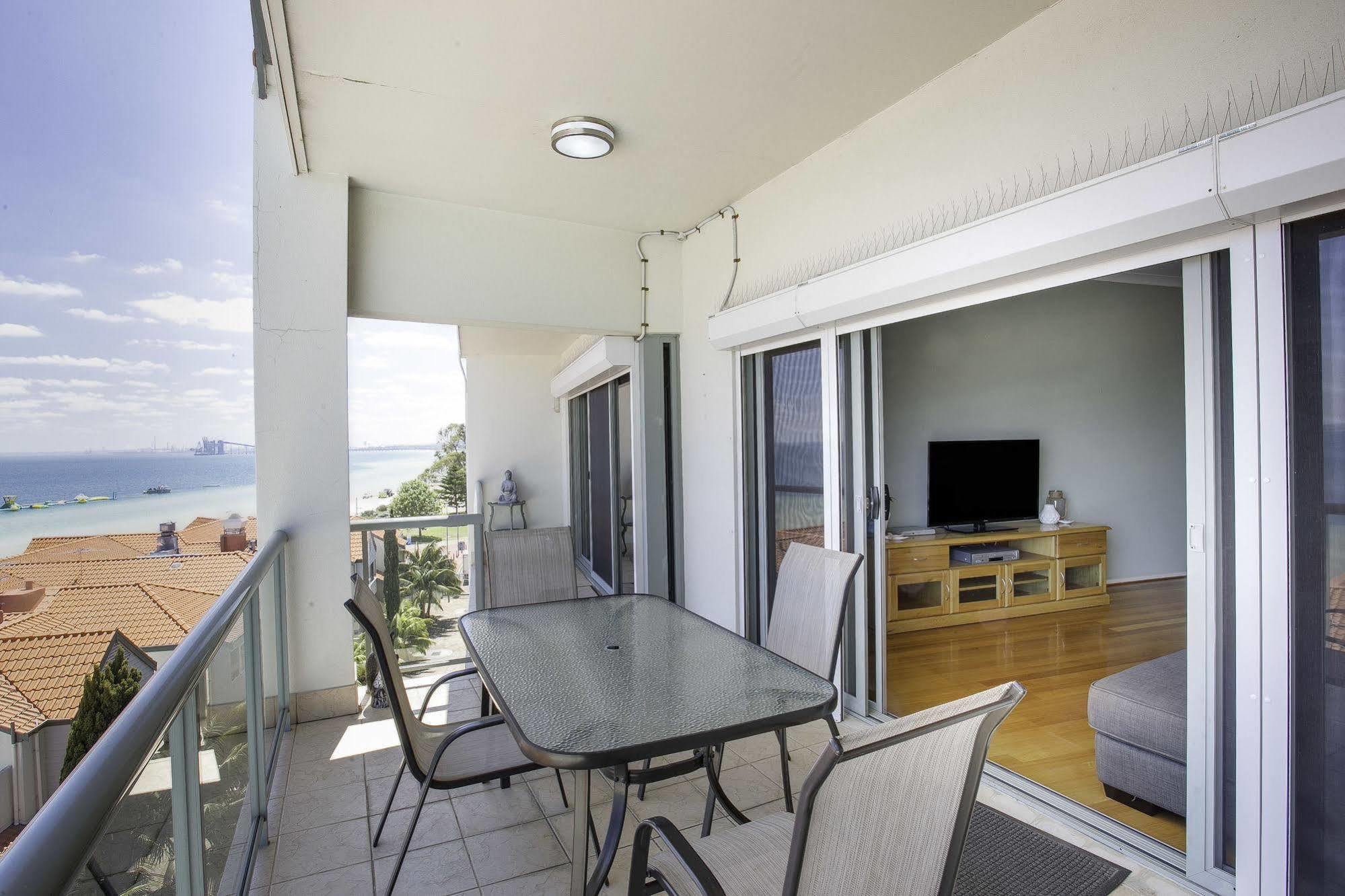 Boardwalk By Rockingham Apartments Extérieur photo